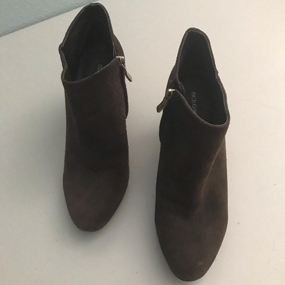 BCBG Brown Suede Ankle Boot 7.5